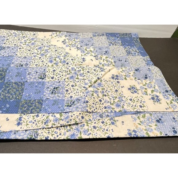 Blue Floral Faux Patchwork Quilt Fabric Remnant Calico Springs 6306 - Picture 6 of 8